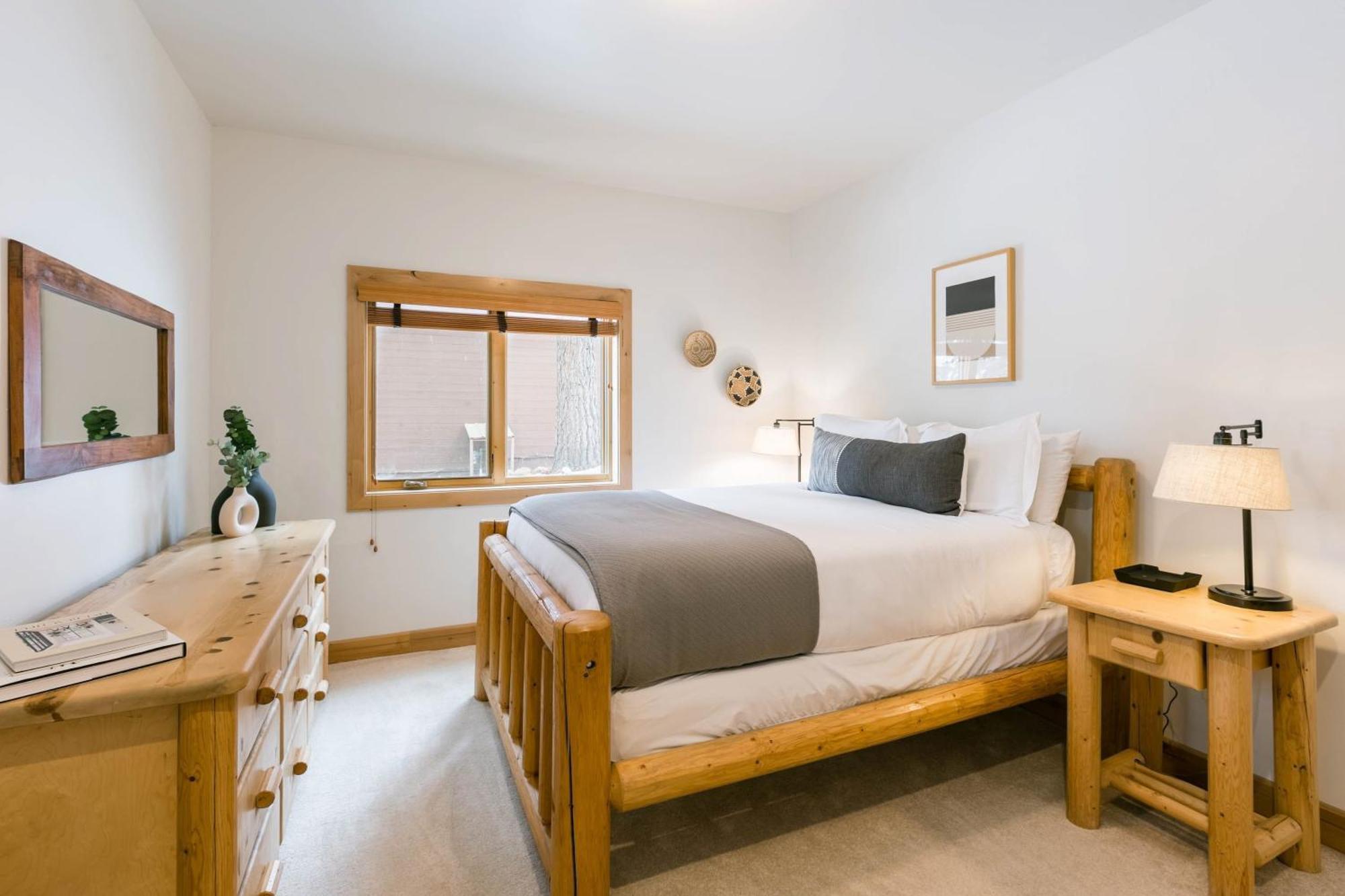 Coyote Moon By Avantstay Cabin Wsauna Mins From Dt Truckee Northstar Luaran gambar